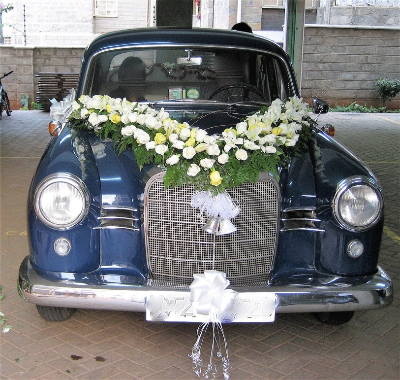 Have your wedding car decorated