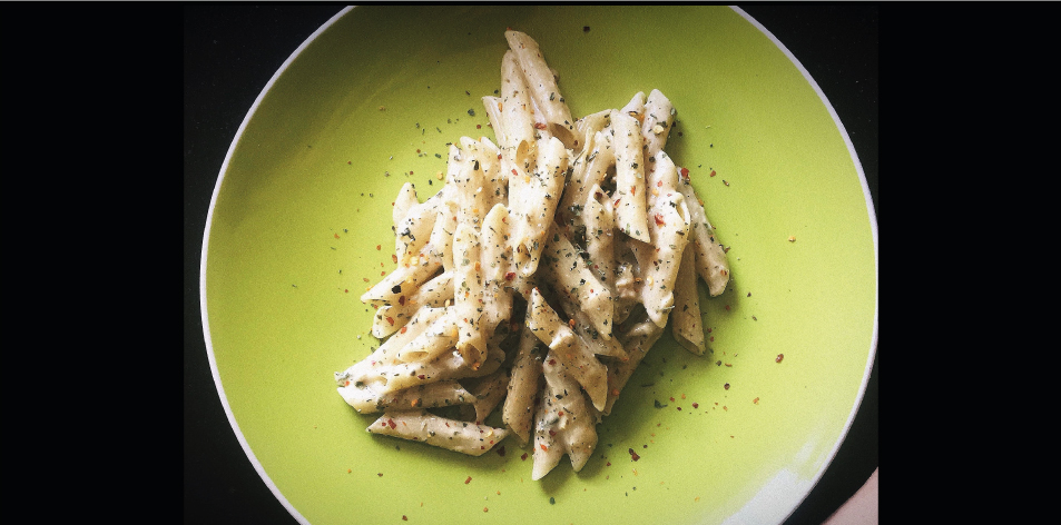 Pasta In White Sauce With Chicken - By Chef Khan